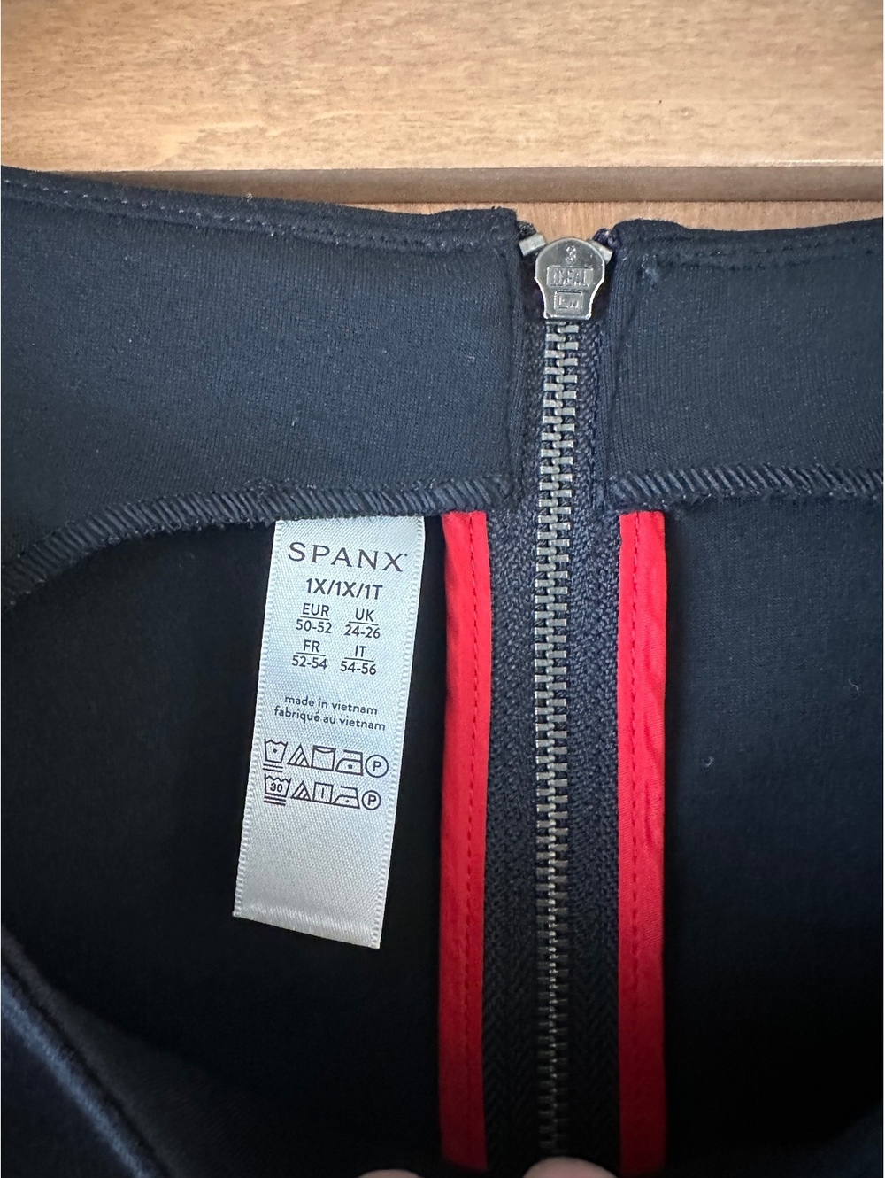 NWT SPANX The Perfect Fit & Flare Dress in Classic Black Women’s size 1X 20381R - Picture 6 of 15